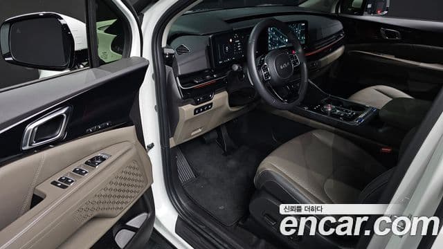 Kia Carnival 2024 — Şəkil 10/20