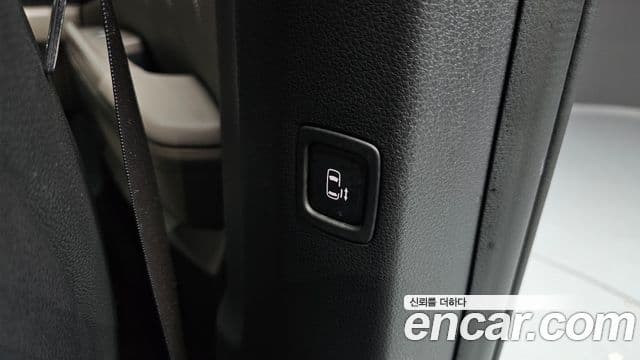 Kia Carnival 2024 — Şəkil 17/20
