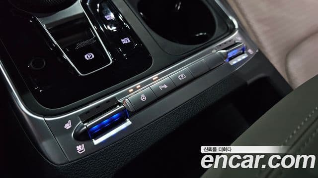 Kia Carnival 2024 — Photo 30/32