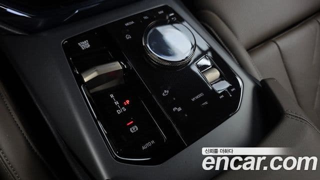 BMW X3 2025 — Photo 9/34