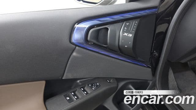 BMW X3 2025 — Photo 23/34