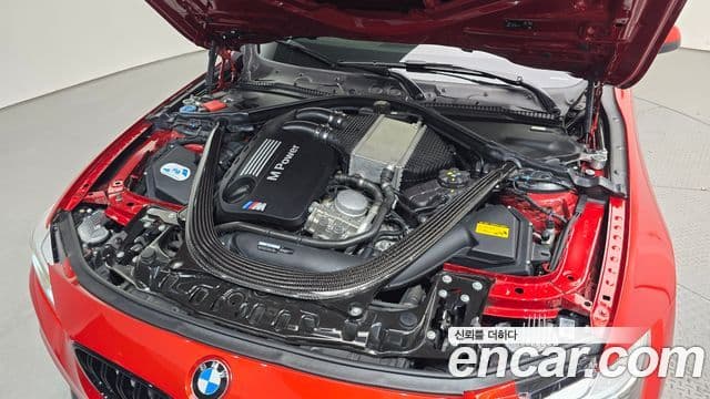 BMW M4 2018 — Şəkil 6/20