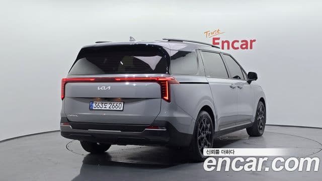 Kia Carnival 2024 — ფოტო 2/20