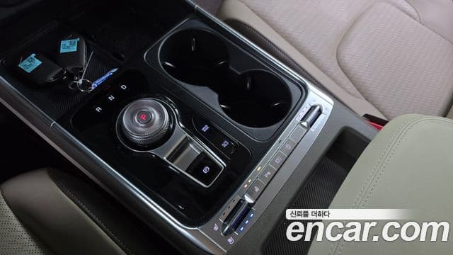 Kia Carnival 2024 — ფოტო 9/20