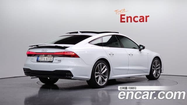 Audi A7 2022 — Şəkil 2/20