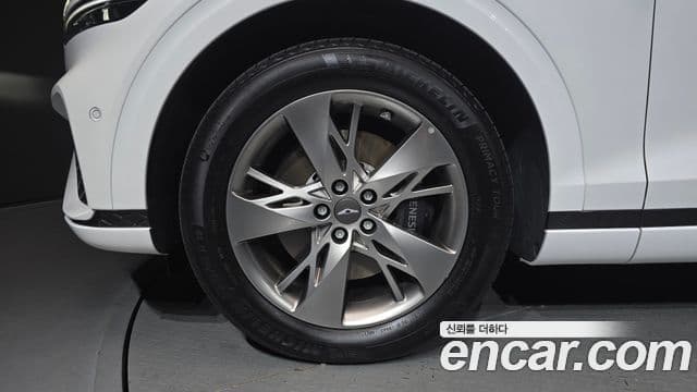 Genesis GV70 2023 — фото 5 из 20