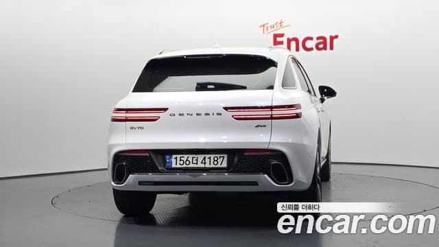 Genesis GV70 2022 — Şəkil 4/20