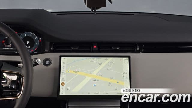 Land Rover Range Rover Evoque 2025 — ფოტო 14/20
