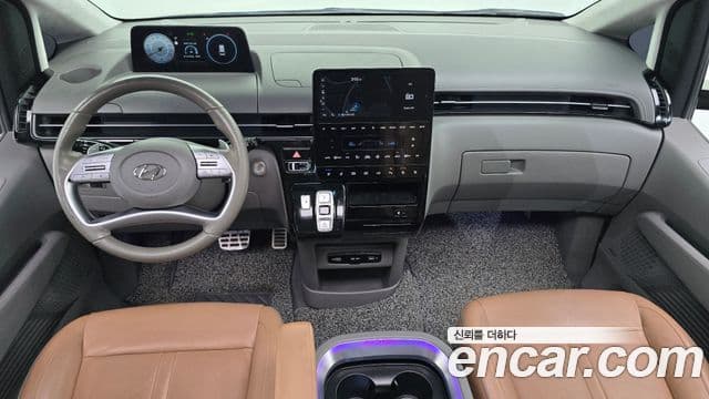 Hyundai Staria 2022 — ფოტო 7/20