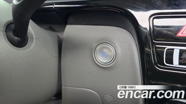 Hyundai Staria 2022 — ფოტო 19/20