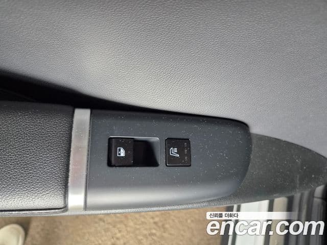 Hyundai Grandeur 2023 — ფოტო 17/20
