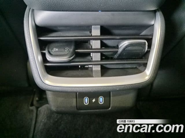 Hyundai Grandeur 2023 — ფოტო 18/20