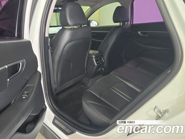 Hyundai Sonata 2020 — Фото 11/20