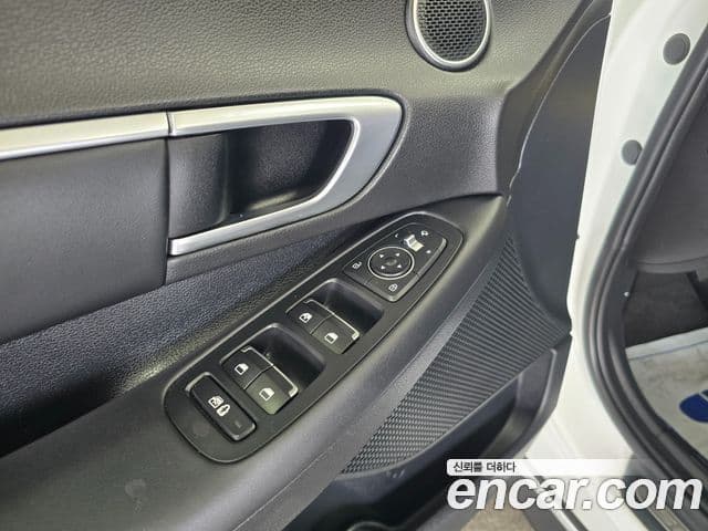 Hyundai Sonata 2020 — Фото 16/20