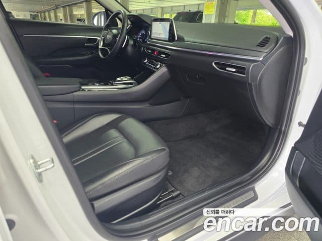 Hyundai Sonata 2020 — Фото 19/20