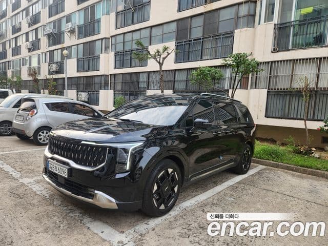 Kia Carnival 2025 — ფოტო 1/20