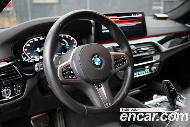 BMW 5 Series 2023 — ფოტო 11/20