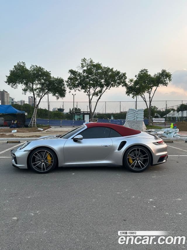 Porsche 911 2021 — Şəkil 12/20