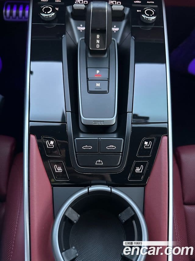 Porsche 911 2021 — Şəkil 19/20