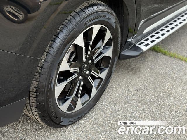 Kia Carnival 2021 — ფოტო 4/20