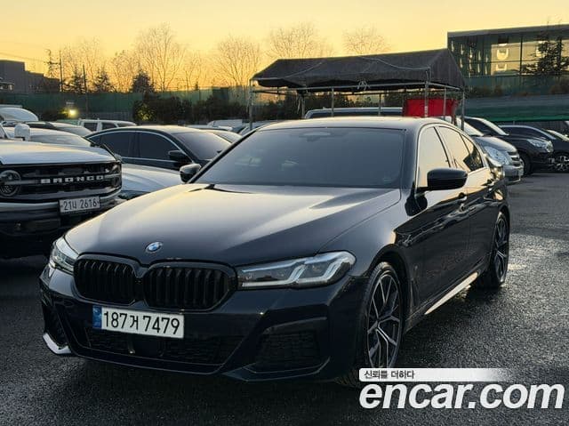 BMW 5 Series 2022 — Şəkil 10/17