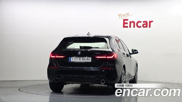 BMW 1 Series 2021 — Şəkil 4/20