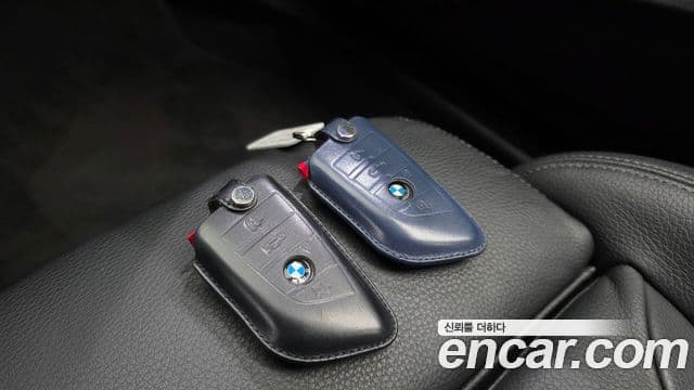 BMW 1 Series 2021 — Şəkil 17/20