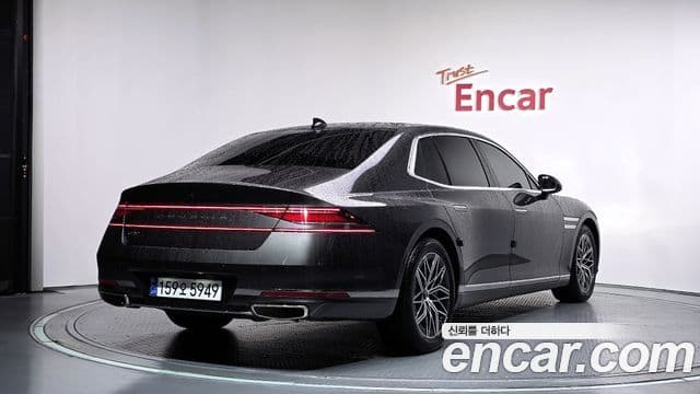 Genesis G90 2022 — Photo 12/20