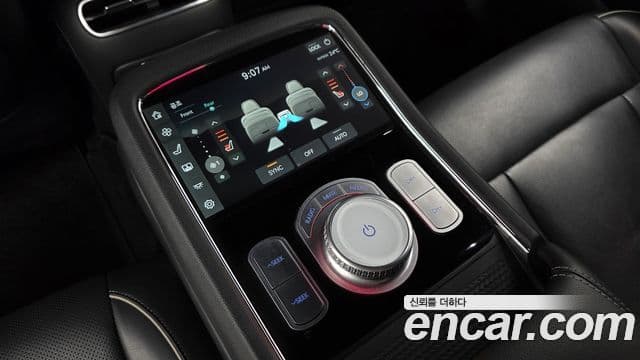 Genesis G90 2022 — Photo 14/20