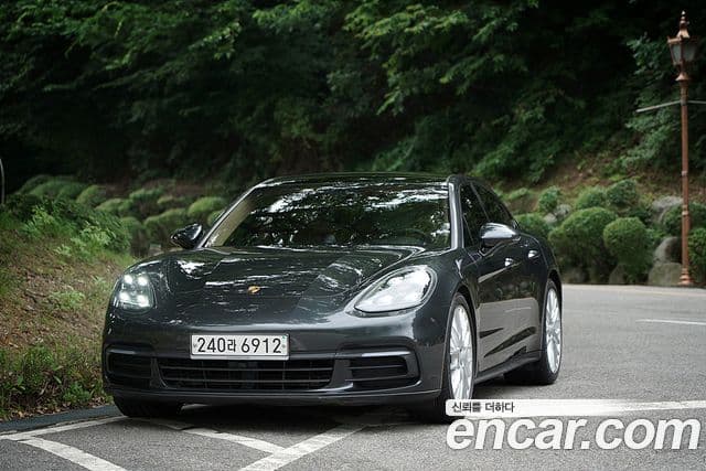 Porsche Panamera 2020 — Photo 10/16