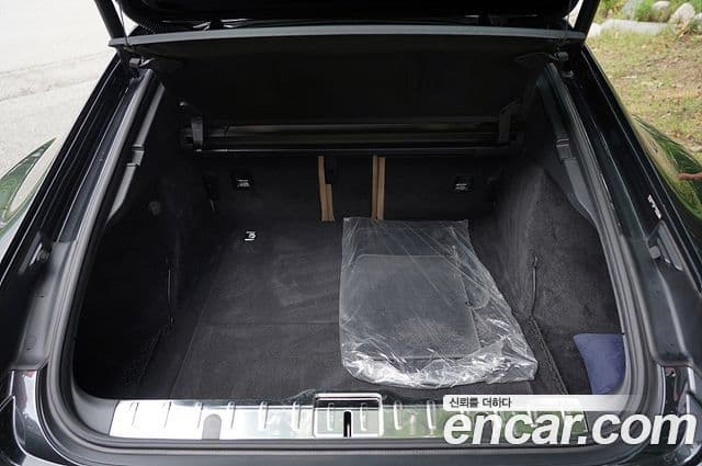 Porsche Panamera 2020 — Photo 4/16