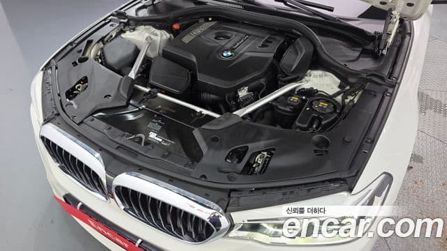 BMW 5 Series 2019 — Фото 6/20