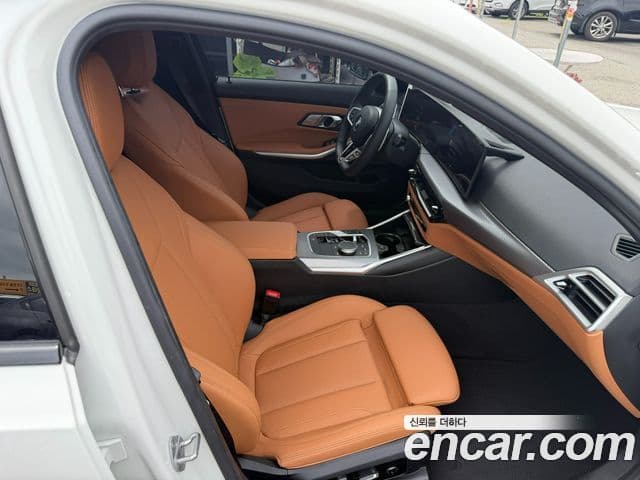 BMW 3 Series 2025 — Фото 14/14
