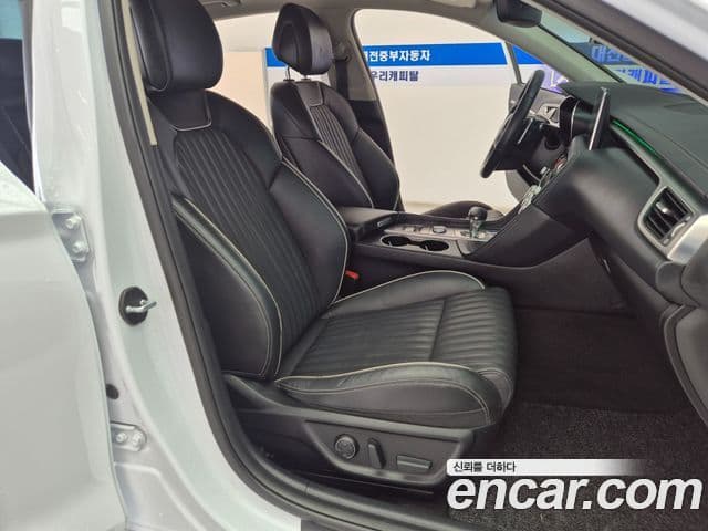 Genesis G70 2019 — фото 8 из 20