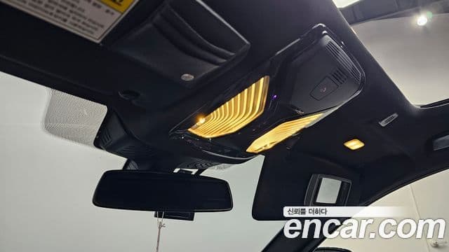 BMW 5 Series 2019 — Şəkil 15/20