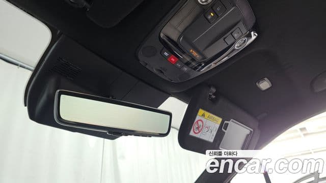 Kia Sorento 2024 — ფოტო 18/20