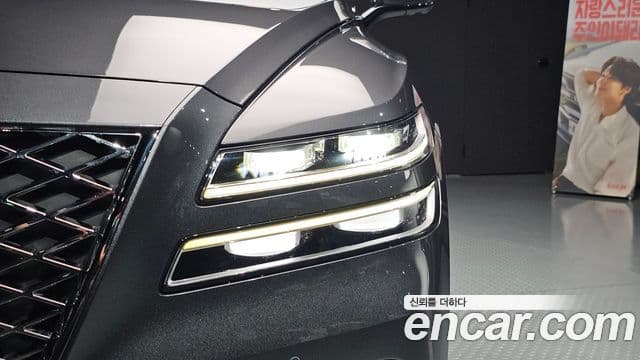 Genesis GV80 2021 — Photo 13/34