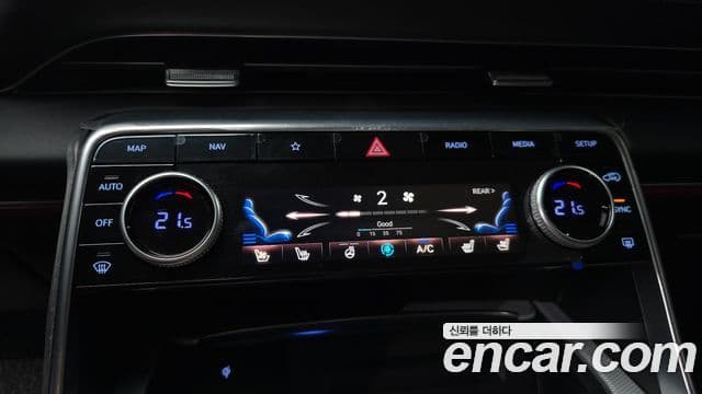 Genesis GV80 2021 — Photo 8/34