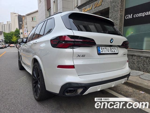 BMW X5 2026 — фото 16 из 20