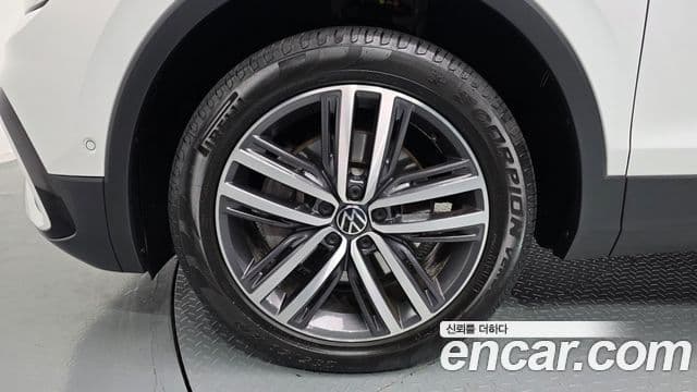Volkswagen Tiguan Allspace 2023 — фото 5 из 20