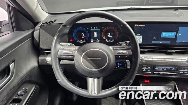 Hyundai Kona 2023 — Şəkil 13/20