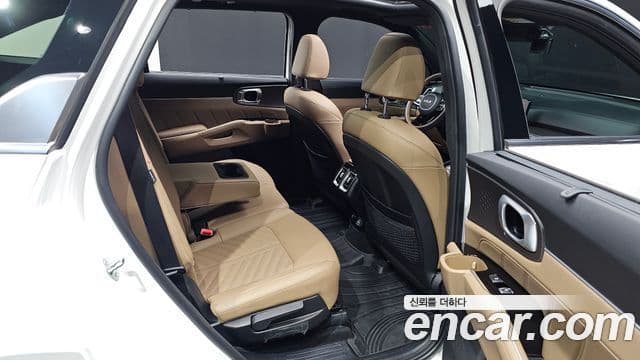 Kia Sorento 2023 — Şəkil 11/20