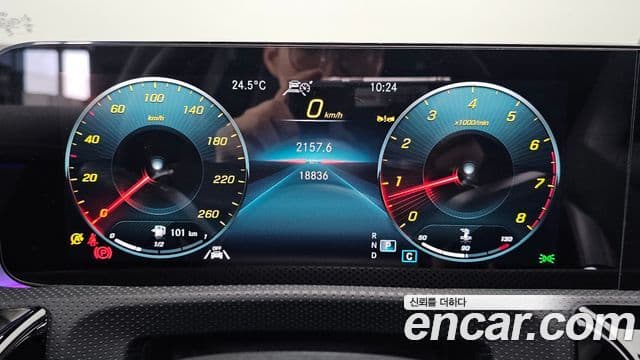 Mercedes-Benz CLA-Class 2023 — Фото 8/20