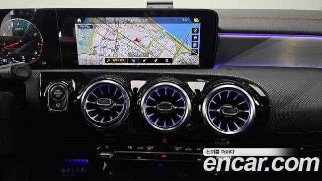Mercedes-Benz CLA-Class 2023 — Фото 14/20