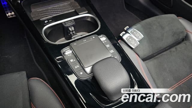 Mercedes-Benz CLA-Class 2023 — Фото 18/20
