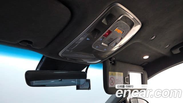Genesis G90 2023 — Photo 22/31