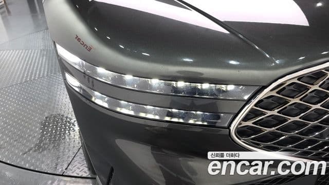 Genesis G90 2023 — Photo 3/31