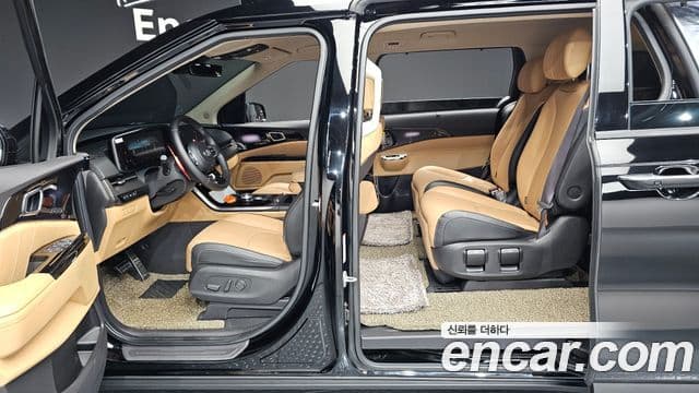 Kia Carnival 2020 — Фото 11/20