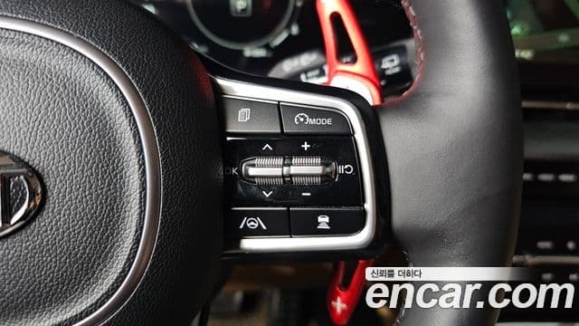 Kia Carnival 2020 — Фото 14/20