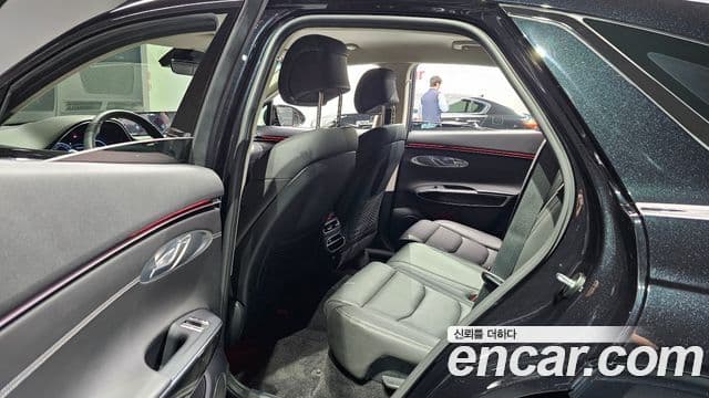 Genesis GV70 2022 — ფოტო 12/20